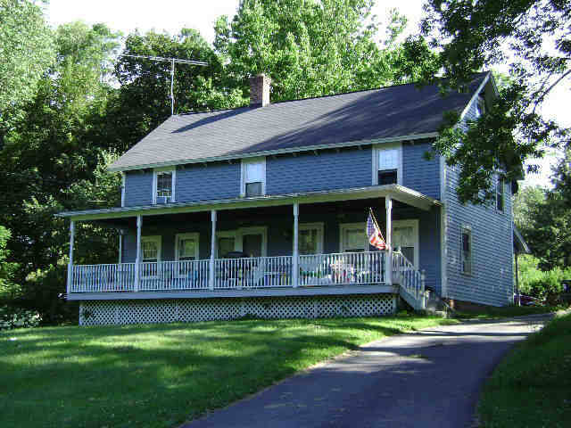 Building photograph for 31 WEST RD